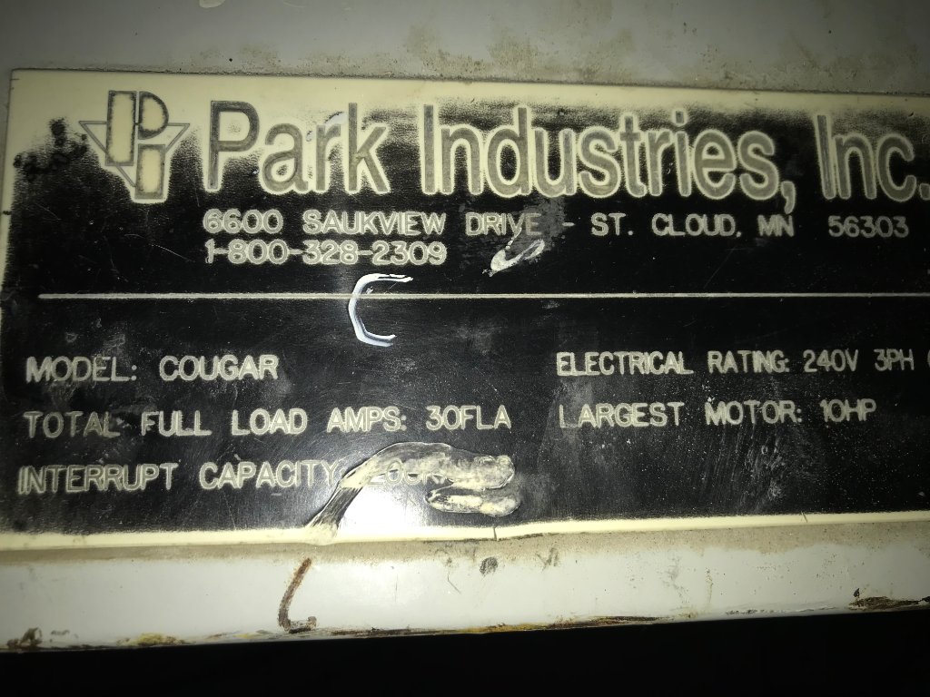 Cougar 2.jpg