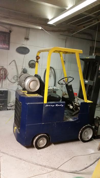 forklift1.jpg